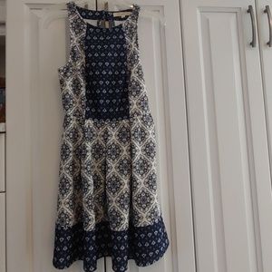 Junior's Navy and white mini Sleeveless dress
